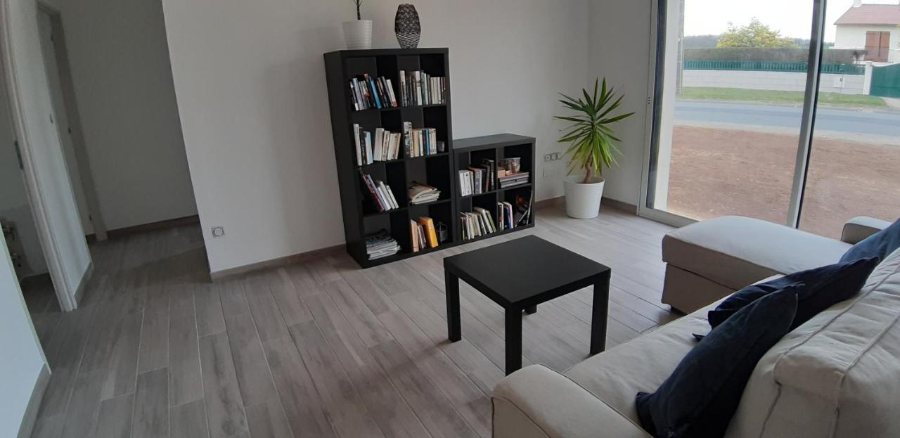 Villa Logement neuf à Saint-Martin-la-Rivière Extérieur photo
